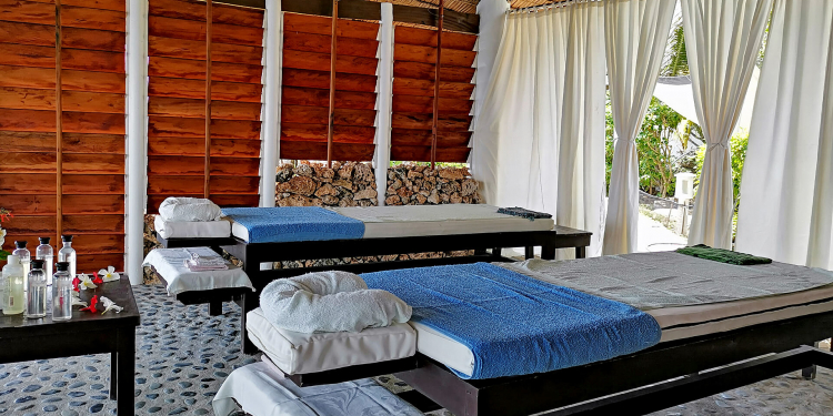 Kawayan Holiday Resort