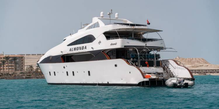 M/Y Almonda