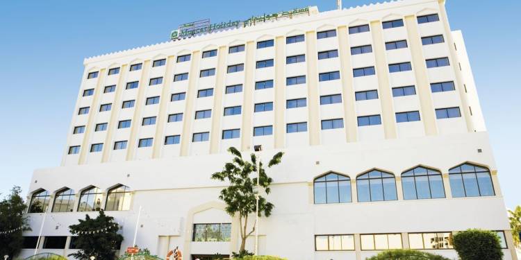 Muscat Holiday Hotel