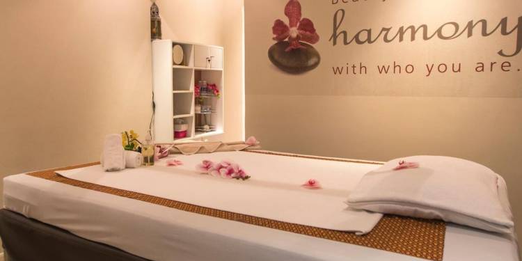 Muscat Holiday Hotel