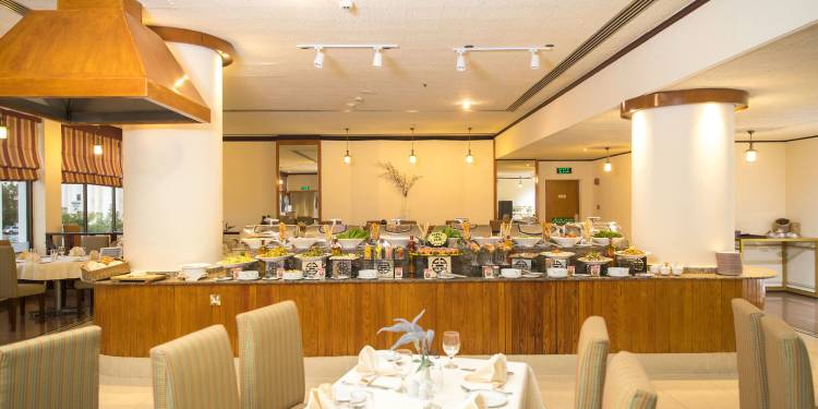 Muscat Holiday Hotel