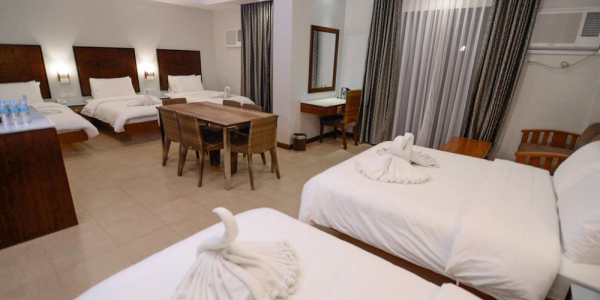 Deluxe King oder Queen + Single